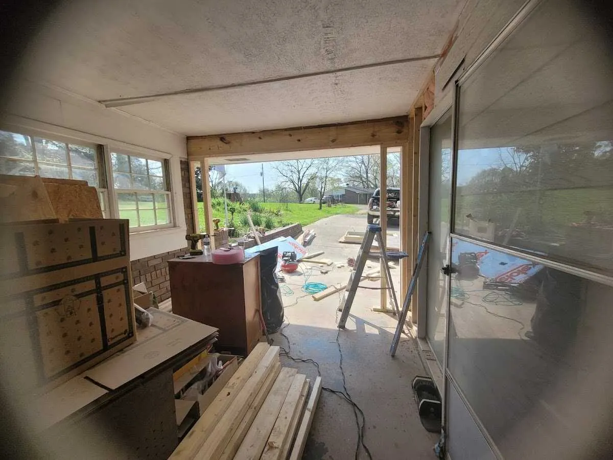 Air movers and dehumidifier for Water Mitigation Services in Monrovia